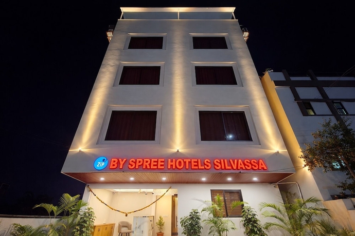 Imagen general del Hotel Zip by Sprees Silvassa, Indore - Vijay Nagar. Foto 1