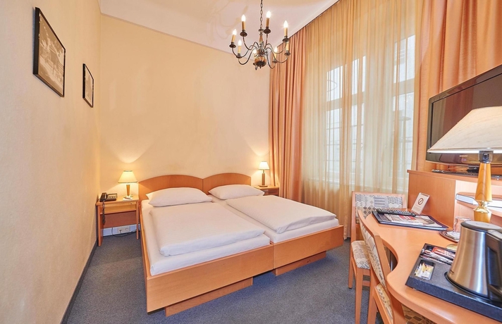 Imagen de la habitación del Hotel Zipser. Foto 6