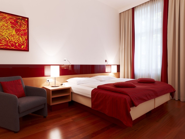 Imagen de la habitación del Hotel Zipser. Foto 8