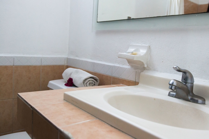 Imagen de la habitación del Hotel Zirahuen. Foto 3