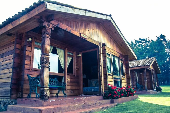 Imagen de la habitación del Hotel Zirahuen Forest and Resort. Foto 12