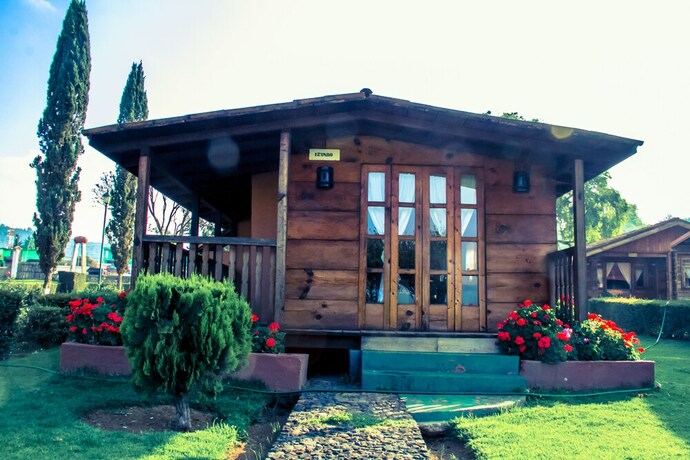 Imagen de la habitación del Hotel Zirahuen Forest and Resort. Foto 32