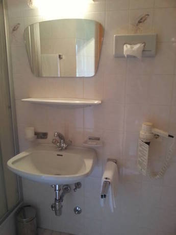 Imagen de la habitación del Hotel Zirbenhof. Foto 3