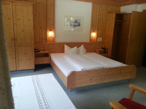 Imagen general del Hotel Zirbenhof, Sankt Leonhard im Pitztal . Foto 1