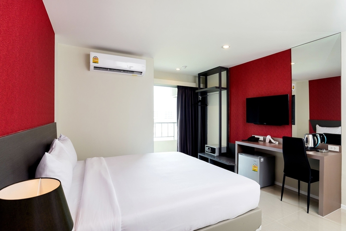 Imagen de la habitación del Hotel Zircon. Foto 9