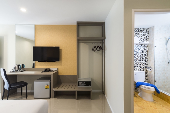 Imagen de la habitación del Hotel Zircon. Foto 11