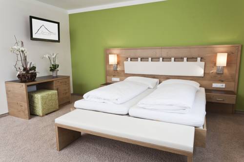 Imagen de la habitación del Hotel Zirngast. Foto 5