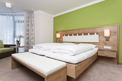Imagen de la habitación del Hotel Zirngast. Foto 10