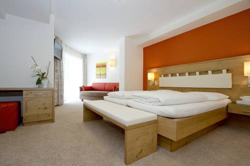 Imagen de la habitación del Hotel Zirngast. Foto 16