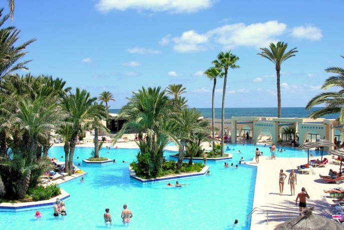 Imagen general del Hotel Zita Beach Resort. Foto 4