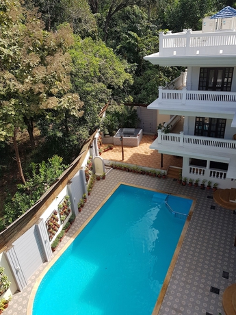 Imagen de la piscina del Hotel Ziva Suites - A Boutique. Foto 19