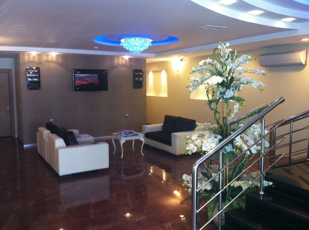 Imagen de los interiores del Hotel Ziyapasa Park. Foto 10