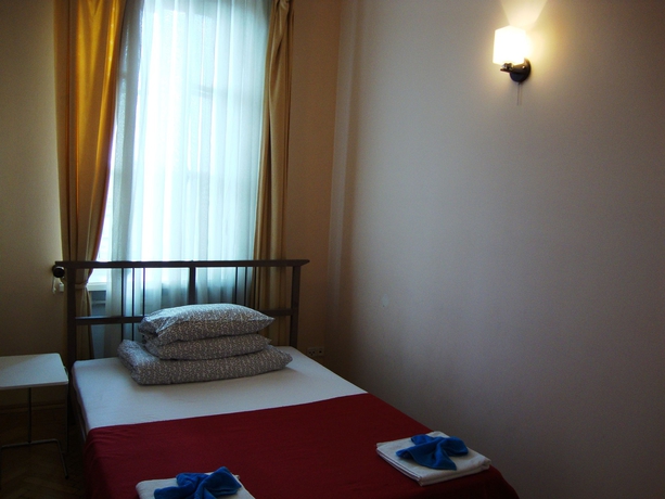 Imagen de la habitación del Hotel Zizu. Foto 10