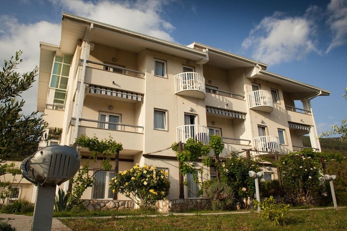 Imagen general del Hotel Zlatni Lav. Foto 8