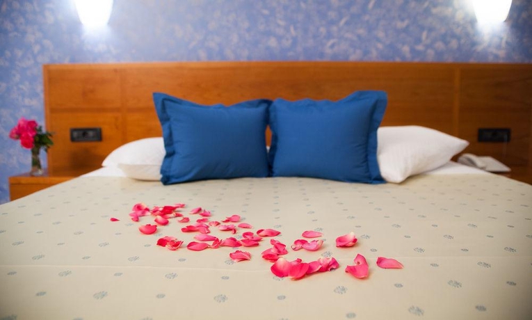 Imagen general del Hotel Zlatni Lav. Foto 14