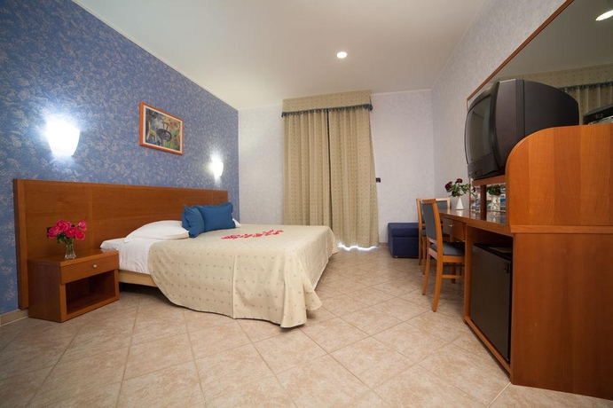 Imagen general del Hotel Zlatni Lav. Foto 16