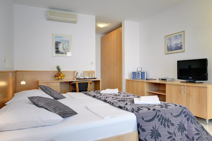 Imagen de la habitación del Hotel Zlatni rat Beach Resort. Foto 4