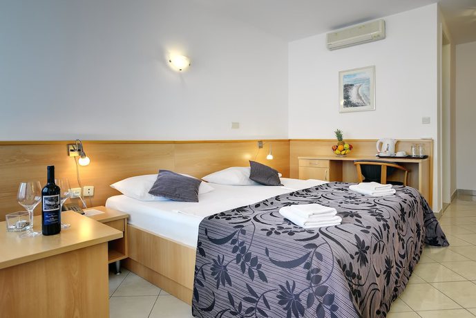 Imagen de la habitación del Hotel Zlatni rat Beach Resort. Foto 10