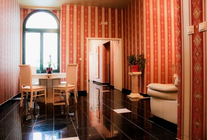 Imagen de los interiores del Hotel Zlaty Lev Zatec. Foto 19