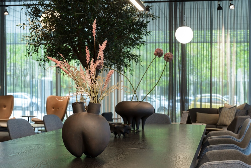 Imagen de los interiores del Hotel Zleep Frankfurt Airport Kelsterbach. Foto 16