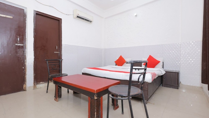 Imagen de la habitación del Hotel ZoVo Agra. Foto 4