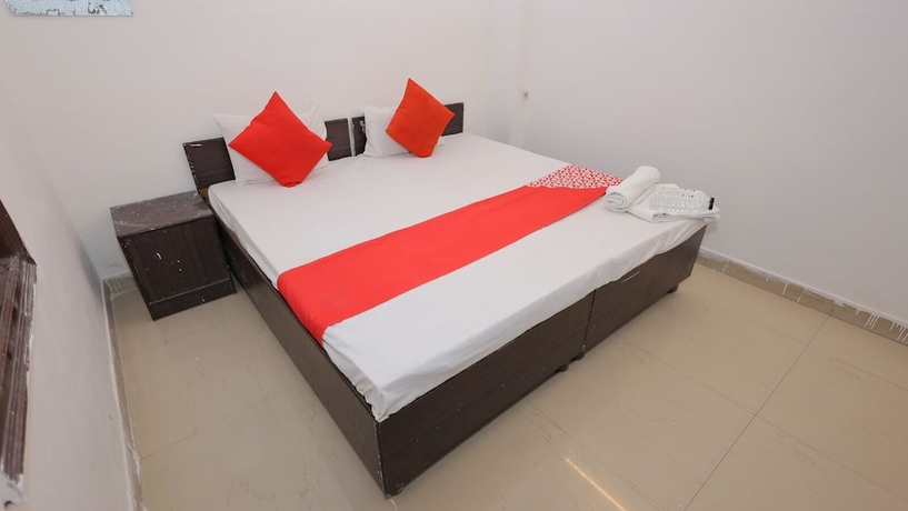 Imagen de la habitación del Hotel ZoVo Agra. Foto 11
