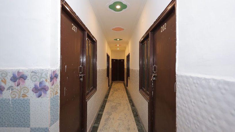 Imagen de la habitación del Hotel ZoVo Agra. Foto 14