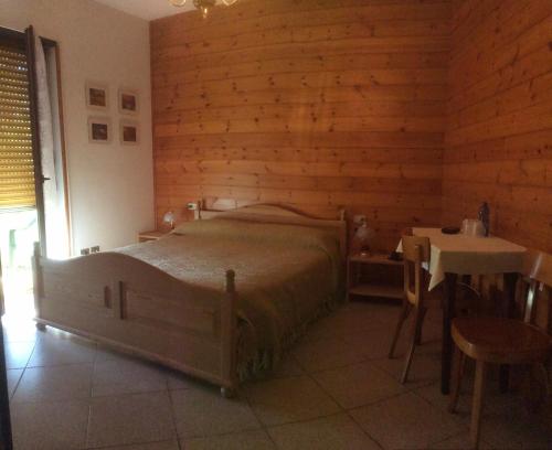 Imagen de la habitación del Hotel Zocca. Foto 9