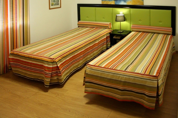 Imagen de la habitación del Hotel Zodiaco, Quarteira. Foto 7