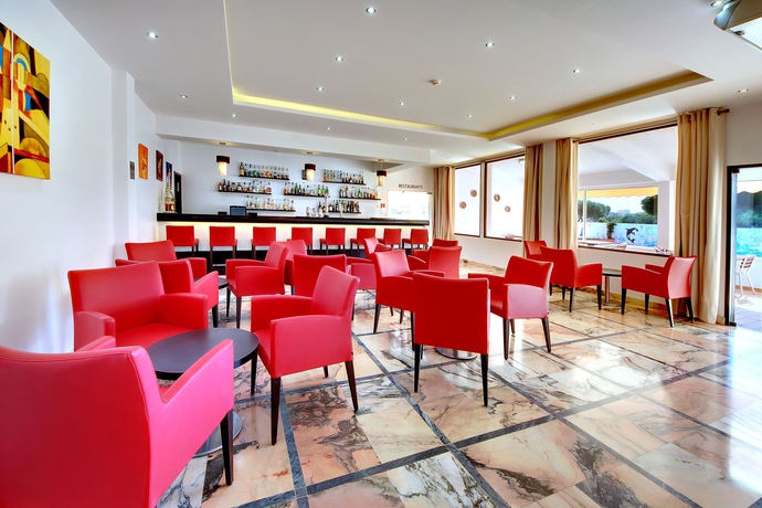 Imagen del bar/restaurante del Hotel Zodiaco, Quarteira. Foto 5