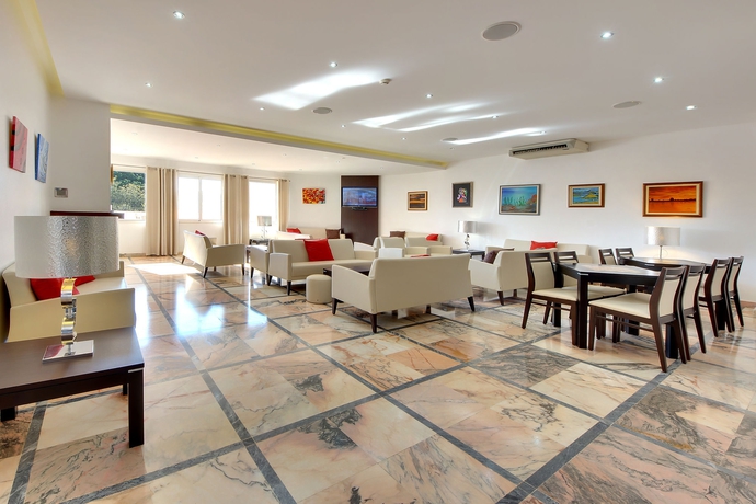 Imagen de los interiores del Hotel Zodiaco, Quarteira. Foto 10