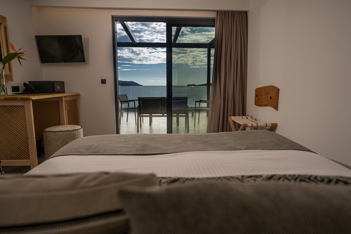 Imagen de la habitación del Hotel Zoe Seaside Resort. Foto 2