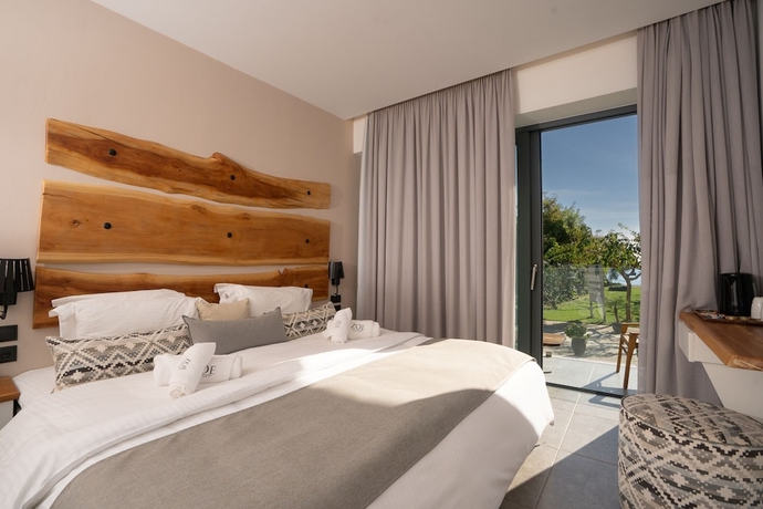 Imagen de la habitación del Hotel Zoe Seaside Resort. Foto 11