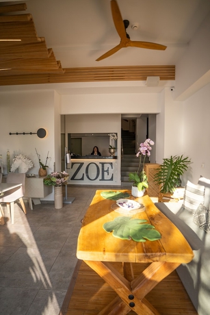 Imagen de los interiores del Hotel Zoe Seaside Resort. Foto 16