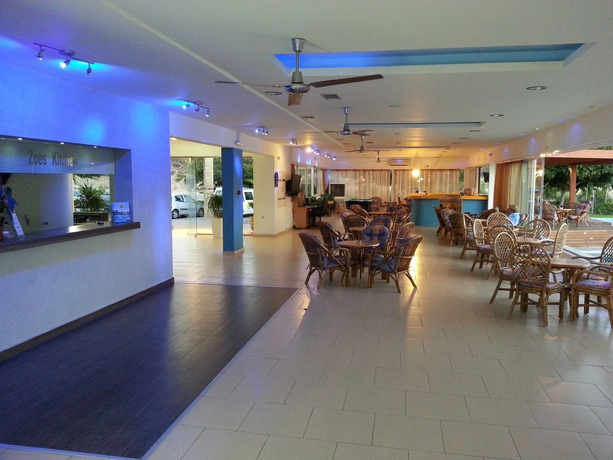 Imagen de los interiores del Hotel Zoes. Foto 13