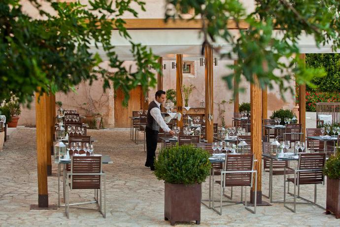 Imagen del bar/restaurante del Hotel Zoetry Mallorca Wellness and Spa. Foto 2