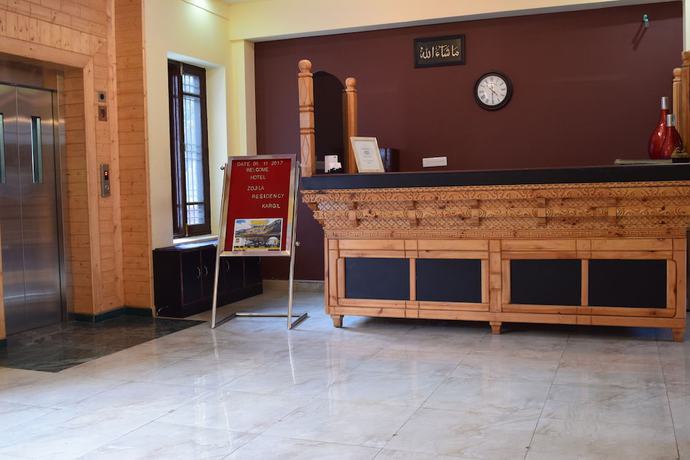 Imagen de los interiores del Hotel Zojila Residency. Foto 13