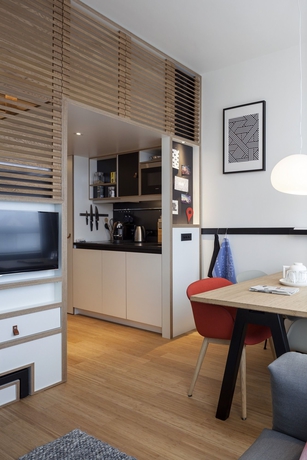 Imagen de la habitación del Hotel Zoku Amsterdam. Foto 5