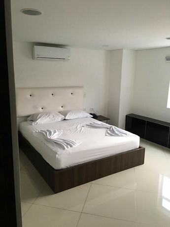 Imagen de la habitación del Hotel Zona Blanca. Foto 11