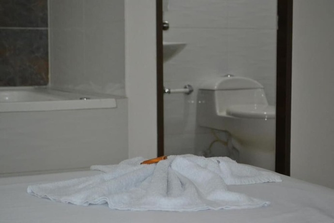 Imagen de la habitación del Hotel Zona Blanca. Foto 16