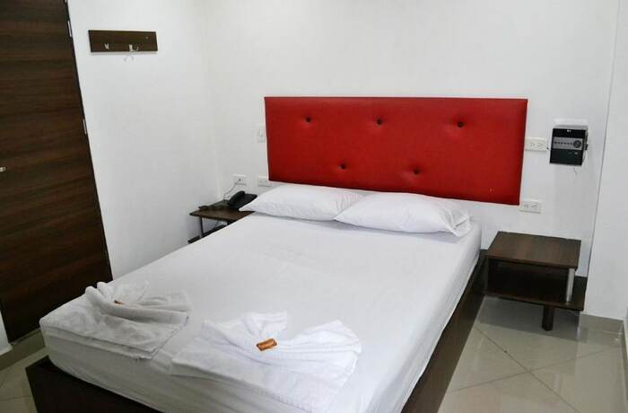 Imagen de la habitación del Hotel Zona Blanca. Foto 17