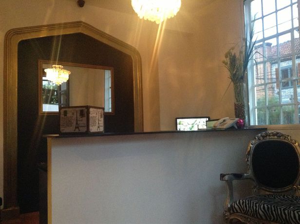 Imagen de los interiores del Hotel Zona G. Foto 12