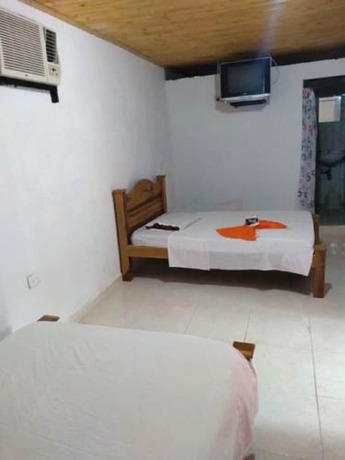 Imagen de la habitación del Hotel Zona Tropical. Foto 9