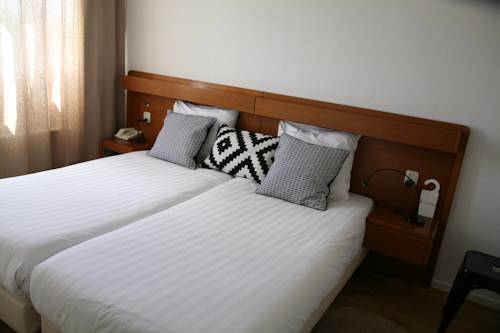 Imagen de la habitación del Hotel Zonne. Foto 16