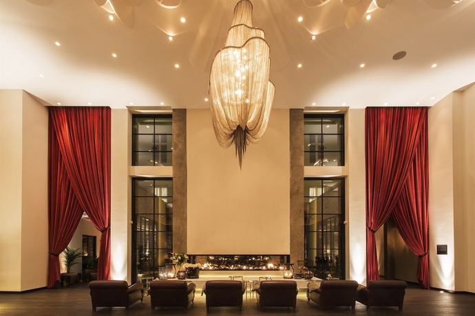 Imagen de los interiores del Hotel Zoo Berlin. Foto 13