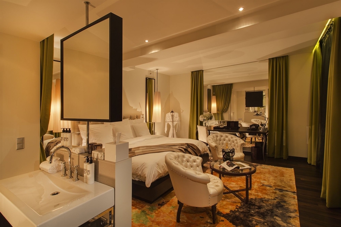 Imagen de la habitación del Hotel Zoo Berlin. Foto 6