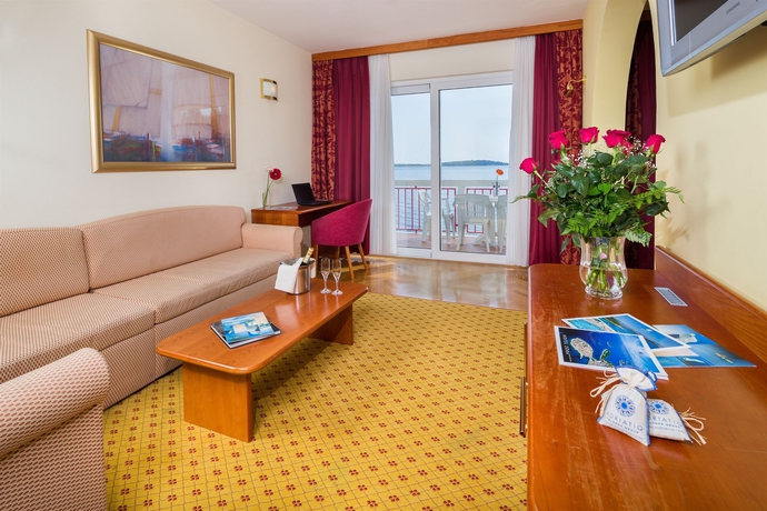 Imagen de los interiores del Hotel Zora, Primosten. Foto 10