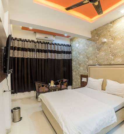 Imagen de la habitación del Hotel Zorba, Deesa. Foto 9