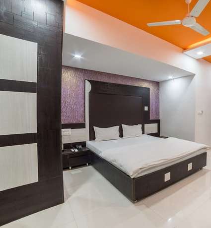 Imagen de la habitación del Hotel Zorba, Deesa. Foto 12