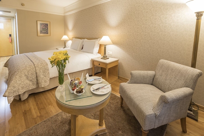 Imagen de la habitación del Hotel Zorlu Grand Trabzon. Foto 12